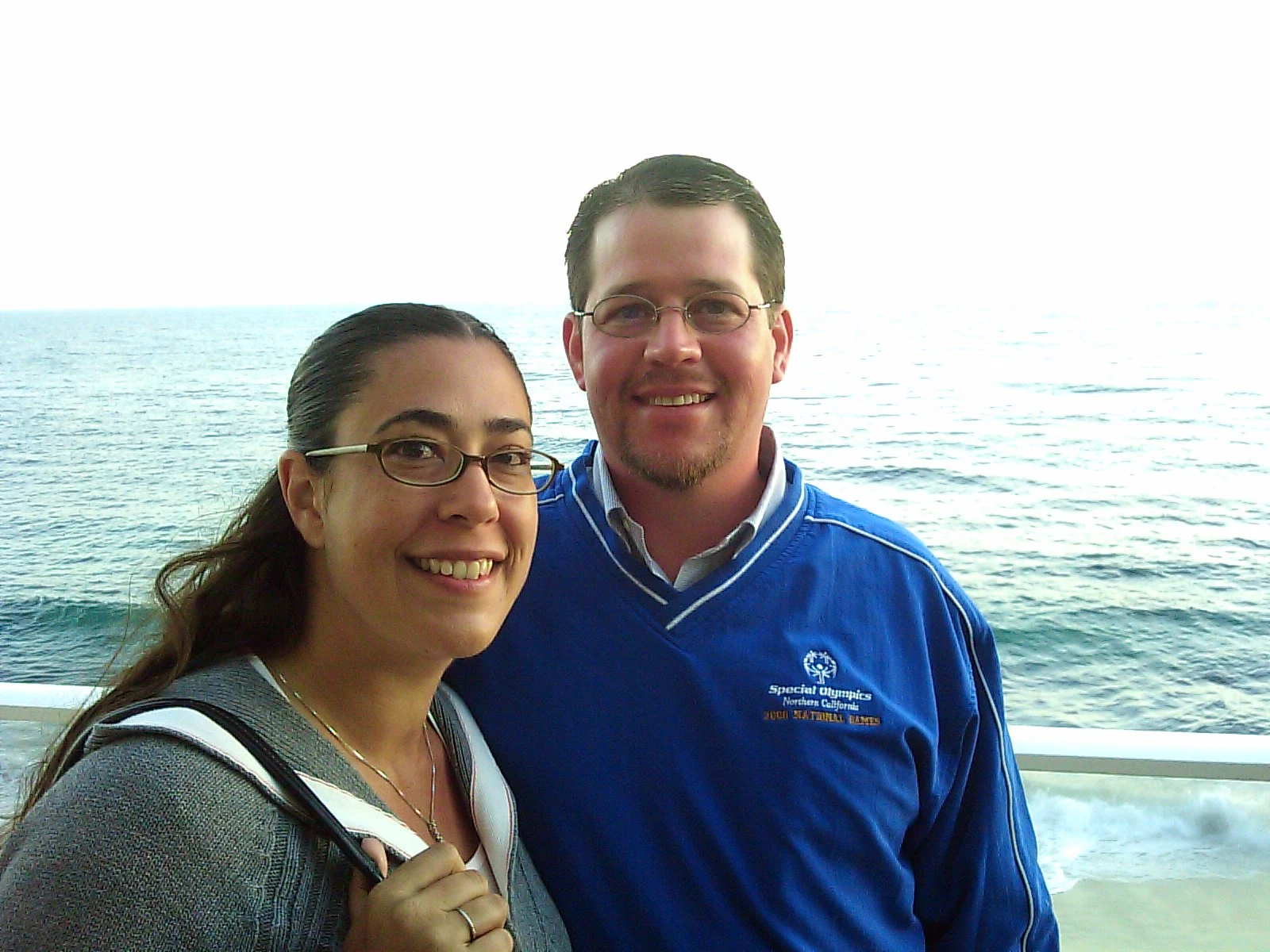 Krista and Randall Stone beside the ocean in July 2009