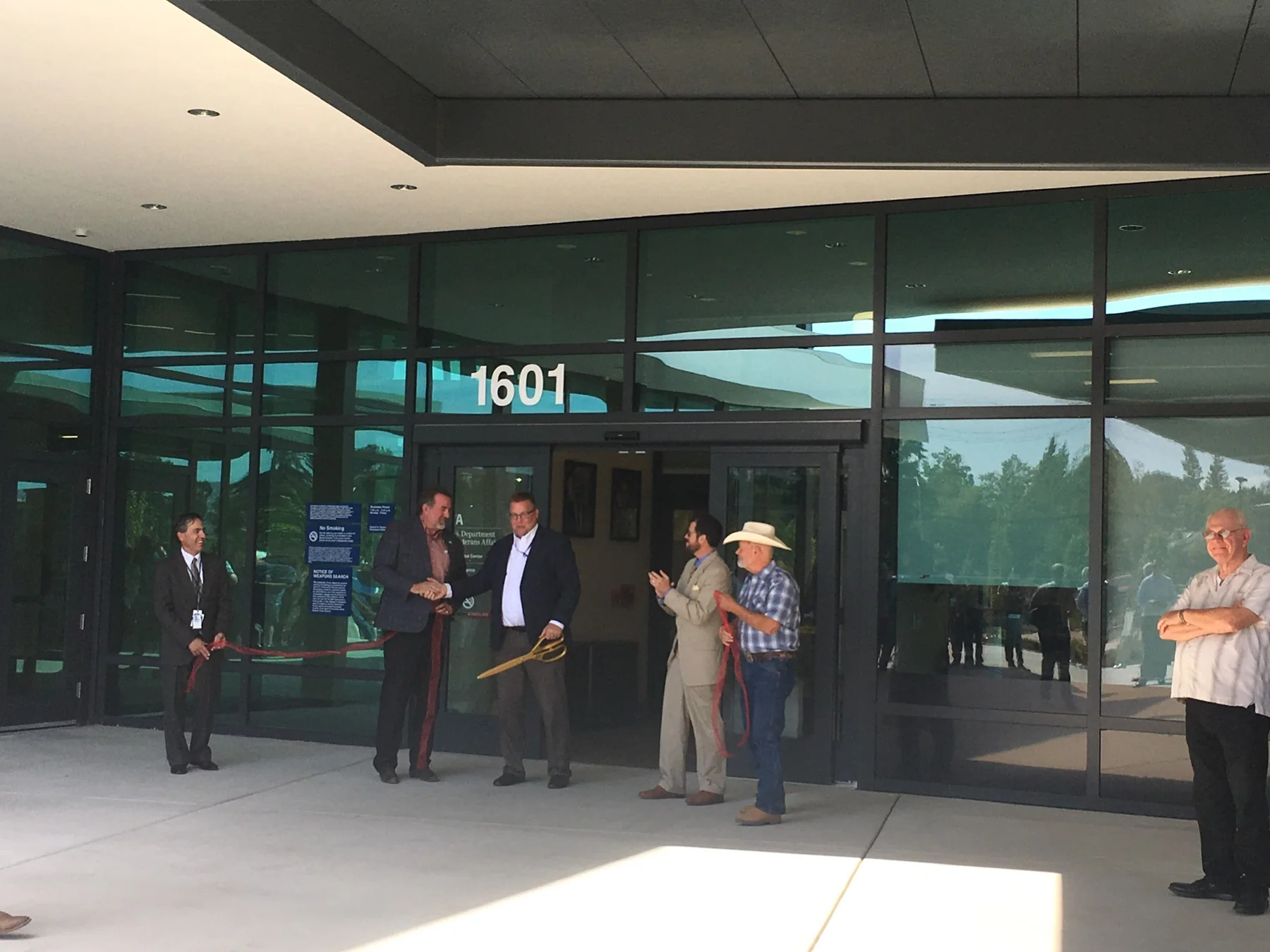 Ribbon cutting at the new Chico VA Clinic on August 21, 2019